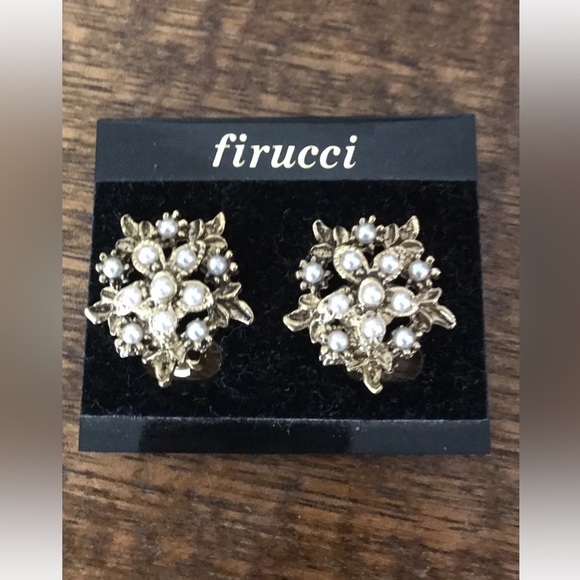 ✅ BARGAIN half price!!!! NWT Clip On EARRINGS vintage Firucci Faux Pearl - Picture 4 of 7